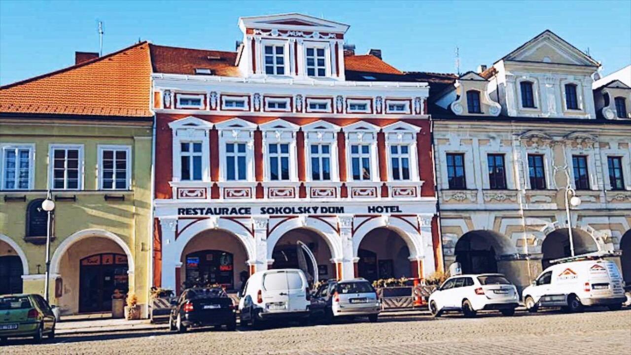 Hotel Sokolsky Dum Domazlice Exterior photo
